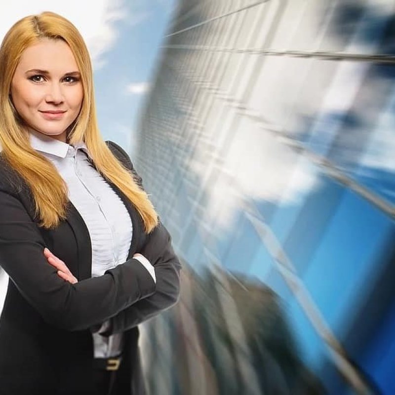 Fuar Hostesi Seçerken Dikkat Edilmesi Gereken Profesyonel Kriterler